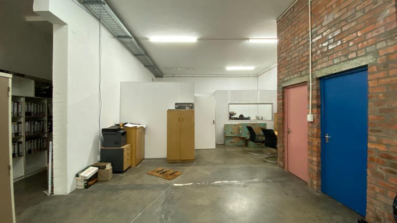 To Let commercial Property for Rent in Maitland Western Cape